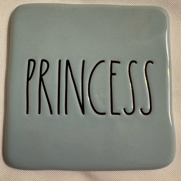 Rae Dunn Disney Cinderella Coasters - Set of 4 - NWT - Picture 6 of 8